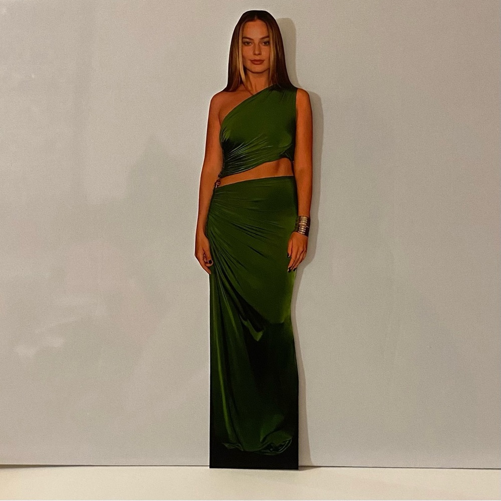 Margot Robbie Cardboard Cutout *NOT LIFESIZED*